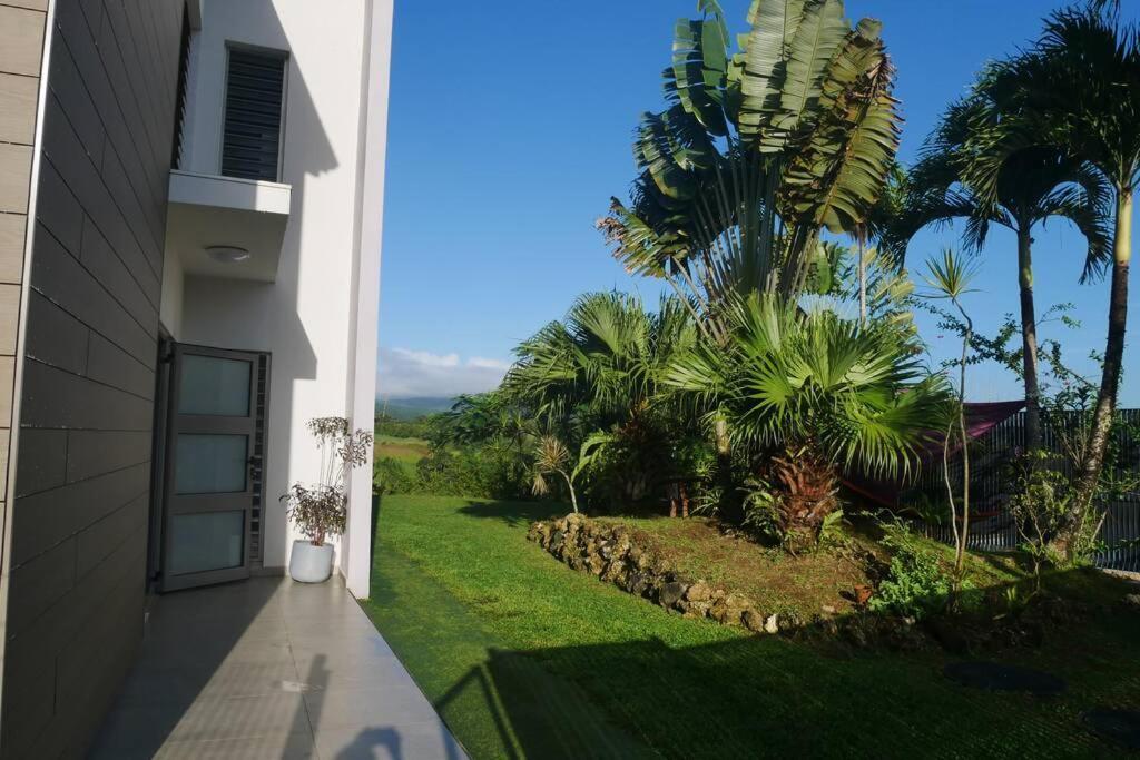 Villa Kumquat Avec Piscine Et Vue Sur Les Montagnes Petit-Bourg Eksteriør bilde