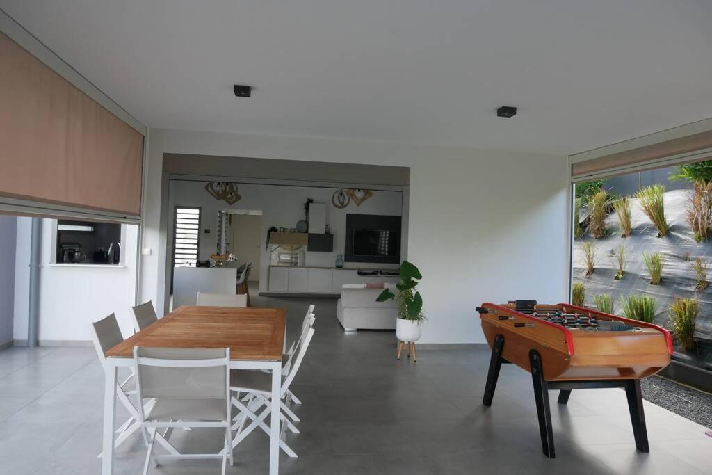 Villa Kumquat Avec Piscine Et Vue Sur Les Montagnes Petit-Bourg Eksteriør bilde